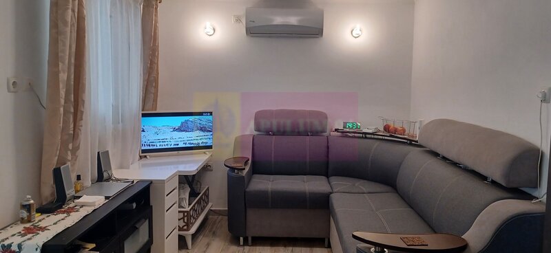 Sabareni, casa 2 camere, baie, bucatarie, terasa, magazie